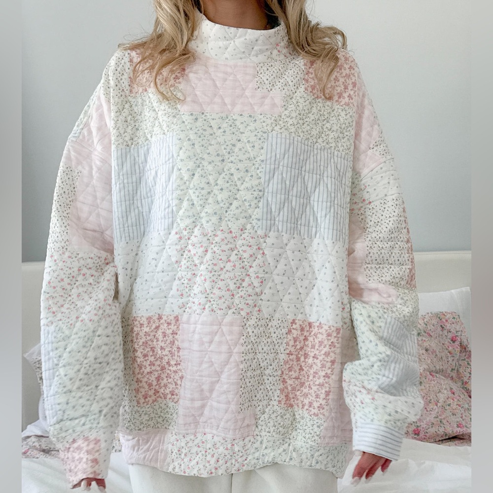 Sunkissed Coconut patchwork Quilted Pastel Mockneck Sweatshirt NWT